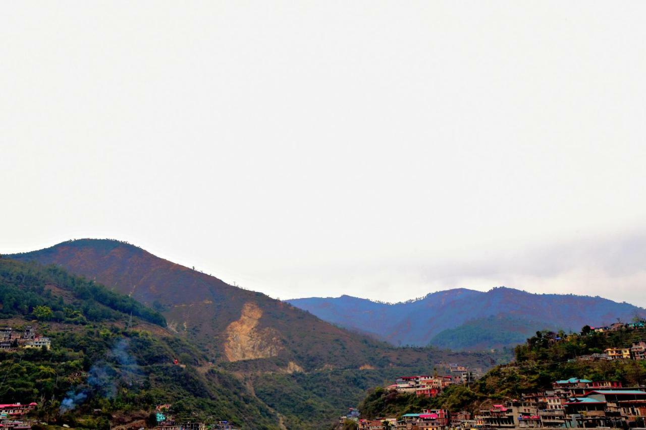Oyo 26909 Hotel Paras Mandi Buitenkant foto